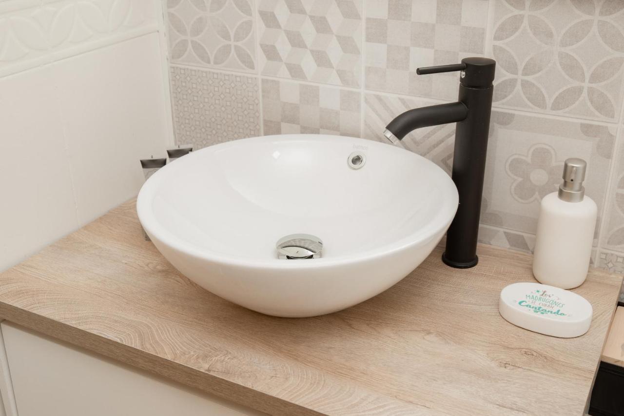 C14 - Nice Studio Close To Historical Center Malaga Luaran gambar