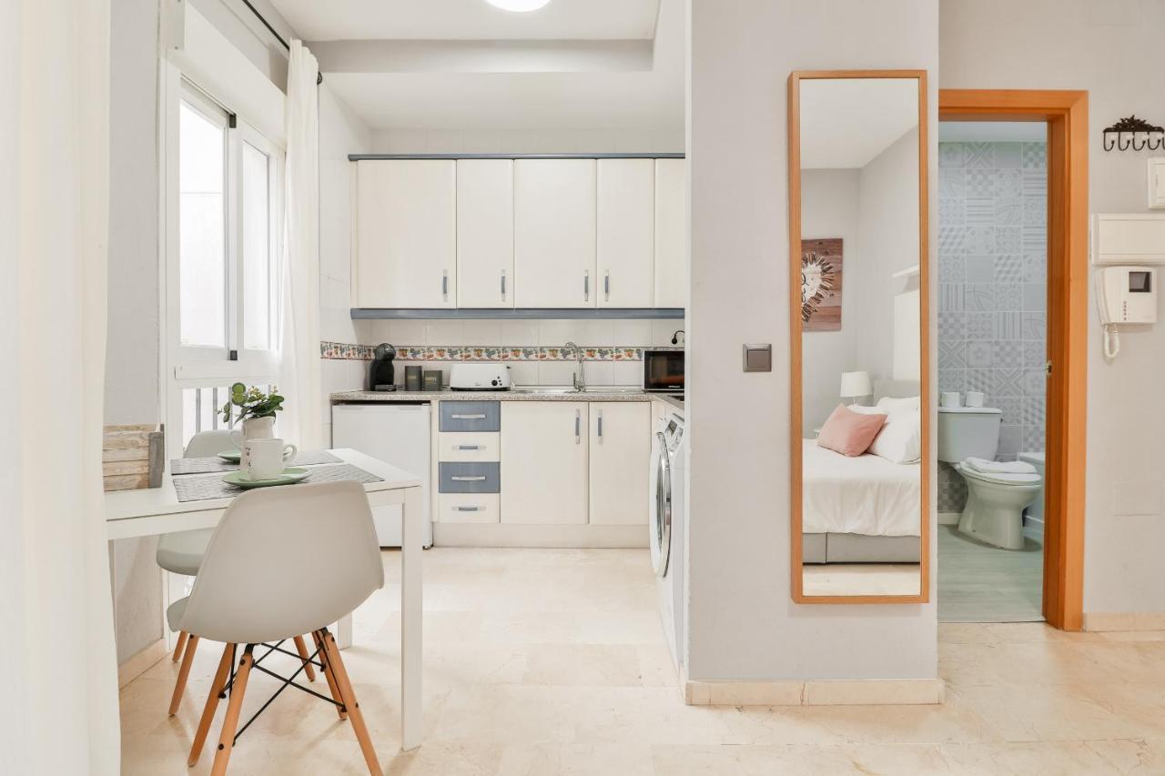 C14 - Nice Studio Close To Historical Center Malaga Luaran gambar