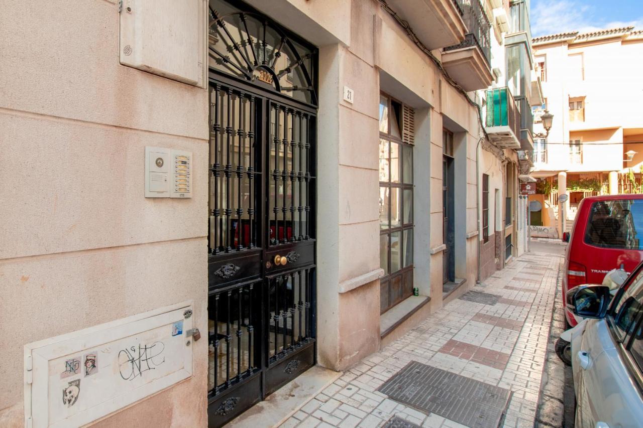 C14 - Nice Studio Close To Historical Center Malaga Luaran gambar